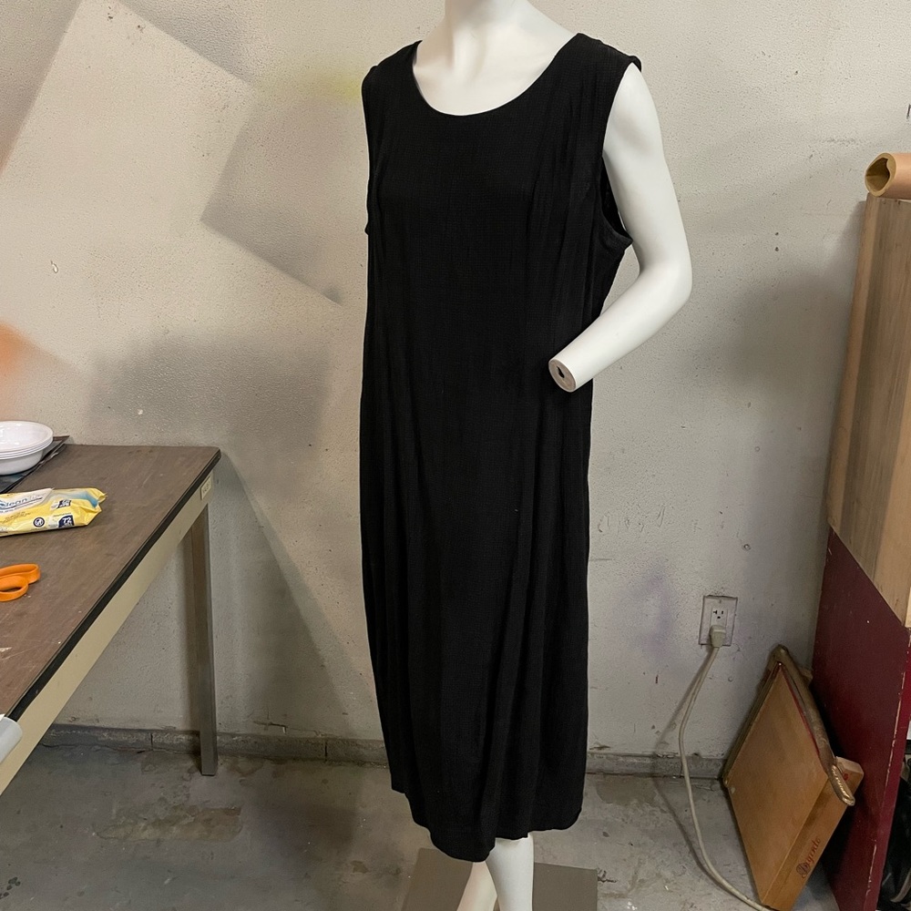Niche Nilgun Derman bubble dress. XXL